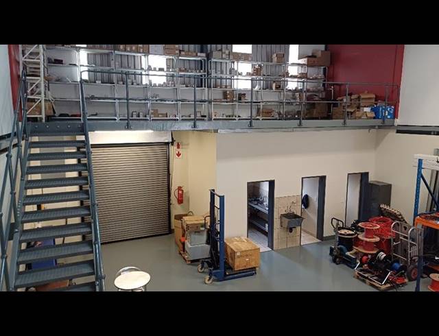 INDUSTRIAL PROPERTY TO RENT IN HENNOPS PARK INDUSTRIAL